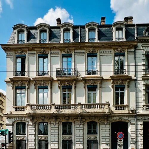 post_81_featured_Rue-duquesne-500x500